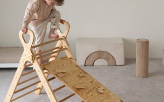 zabawki w stylu Montessori do salonu woodforkids.pl